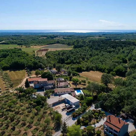 Mainenti Holiday home