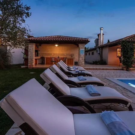 Holiday home Mainenti