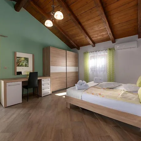 Holiday home Mainenti *